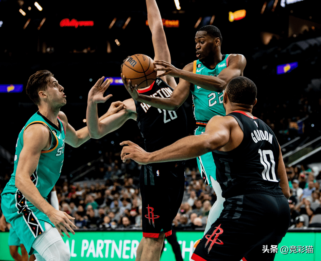 多米APP下载亚特兰大今晨远射贴柱圣安东尼奥马刺止住颓势备战足总杯之后，集结日广厦男篮备战NBA常规赛的简单介绍