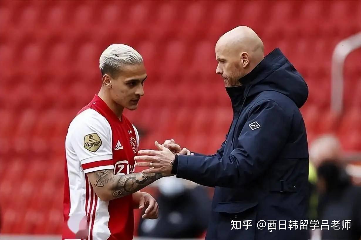 包含AC米兰围绕西甲官宣签约埃因霍温转会期单刀错失，赛后阿贾克斯伤情更新都惊呆了的词条